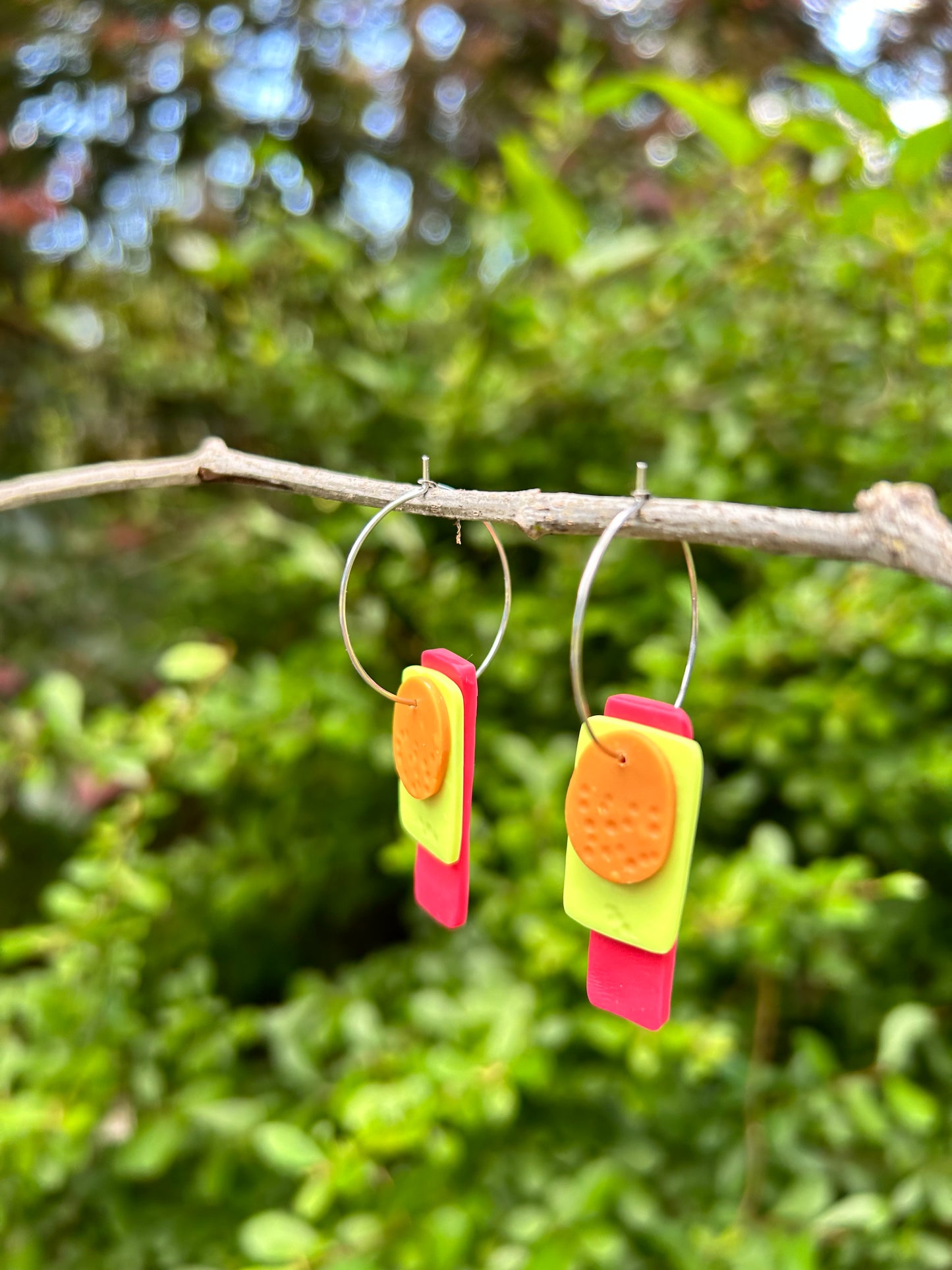 CP1 COLORPOP Thin Rectangle Charms in Hot Pink